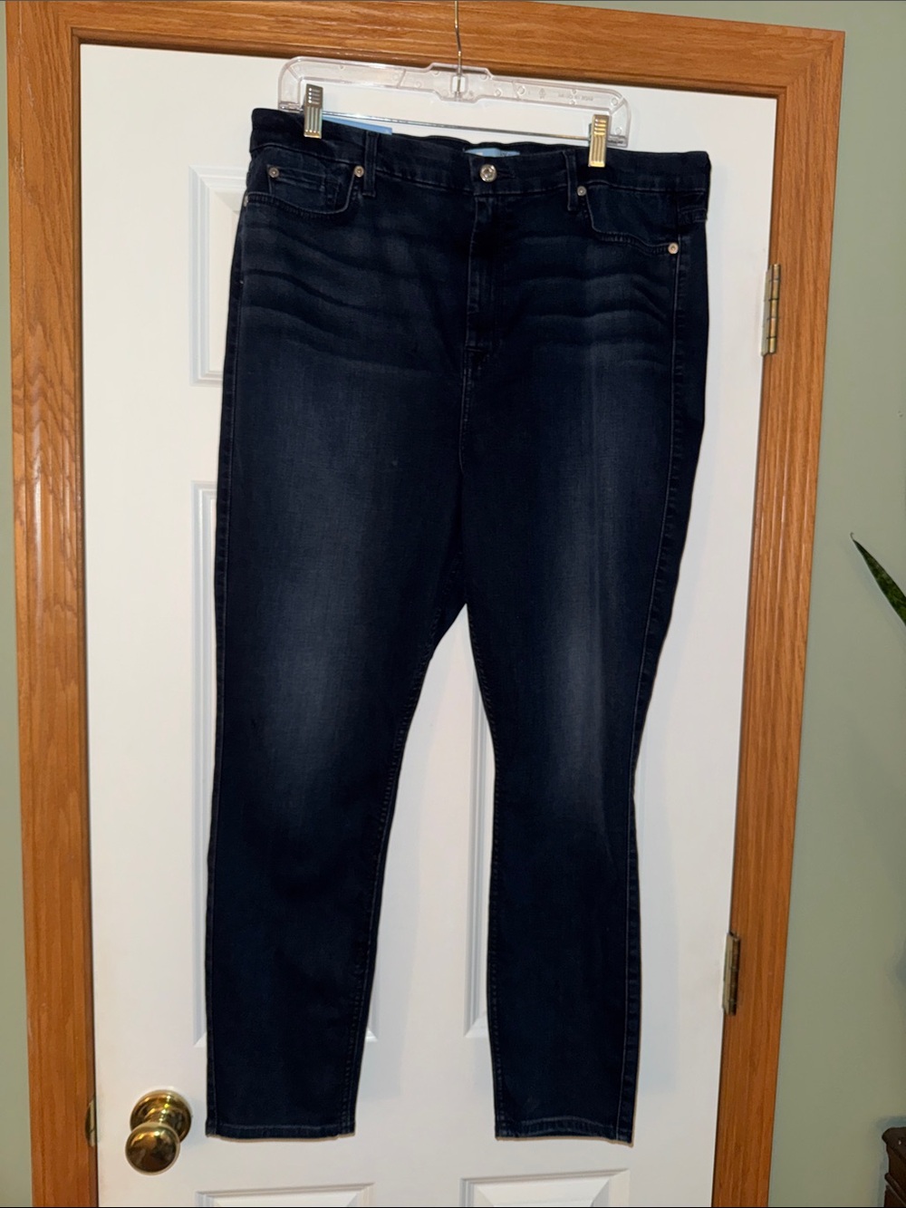 7 For All Mankind Blair Skinny Jeans in Dark Wash size 34